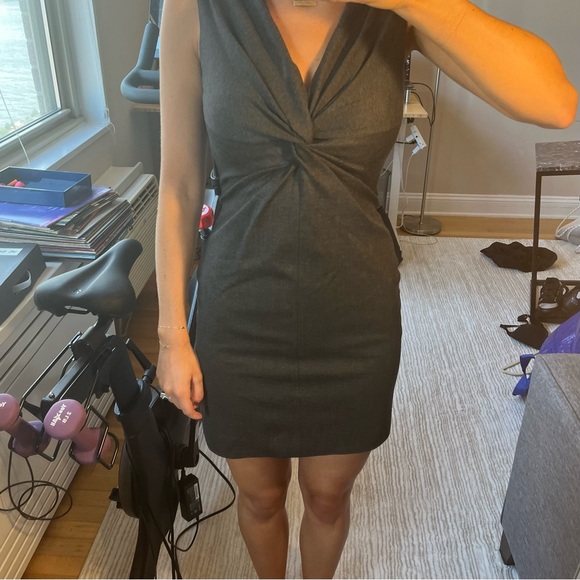 Amy Matto New York Twist Front Dress Charcoal Gray V-neck - Picture 3 of 4